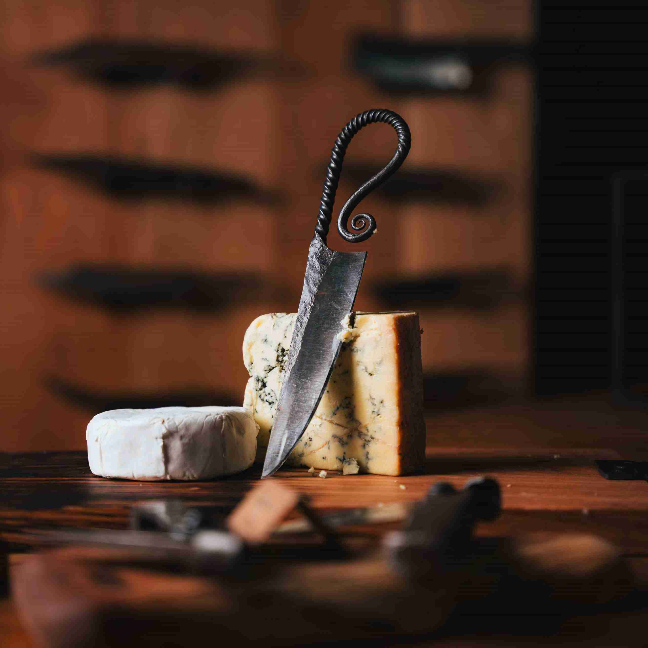Metal Scoll Knife