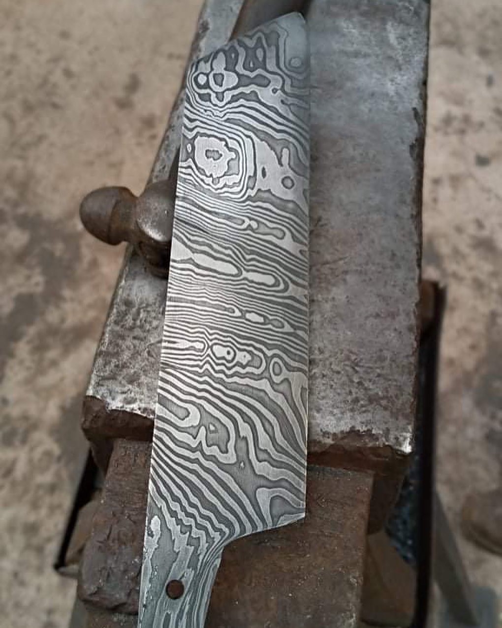 Damascus blade